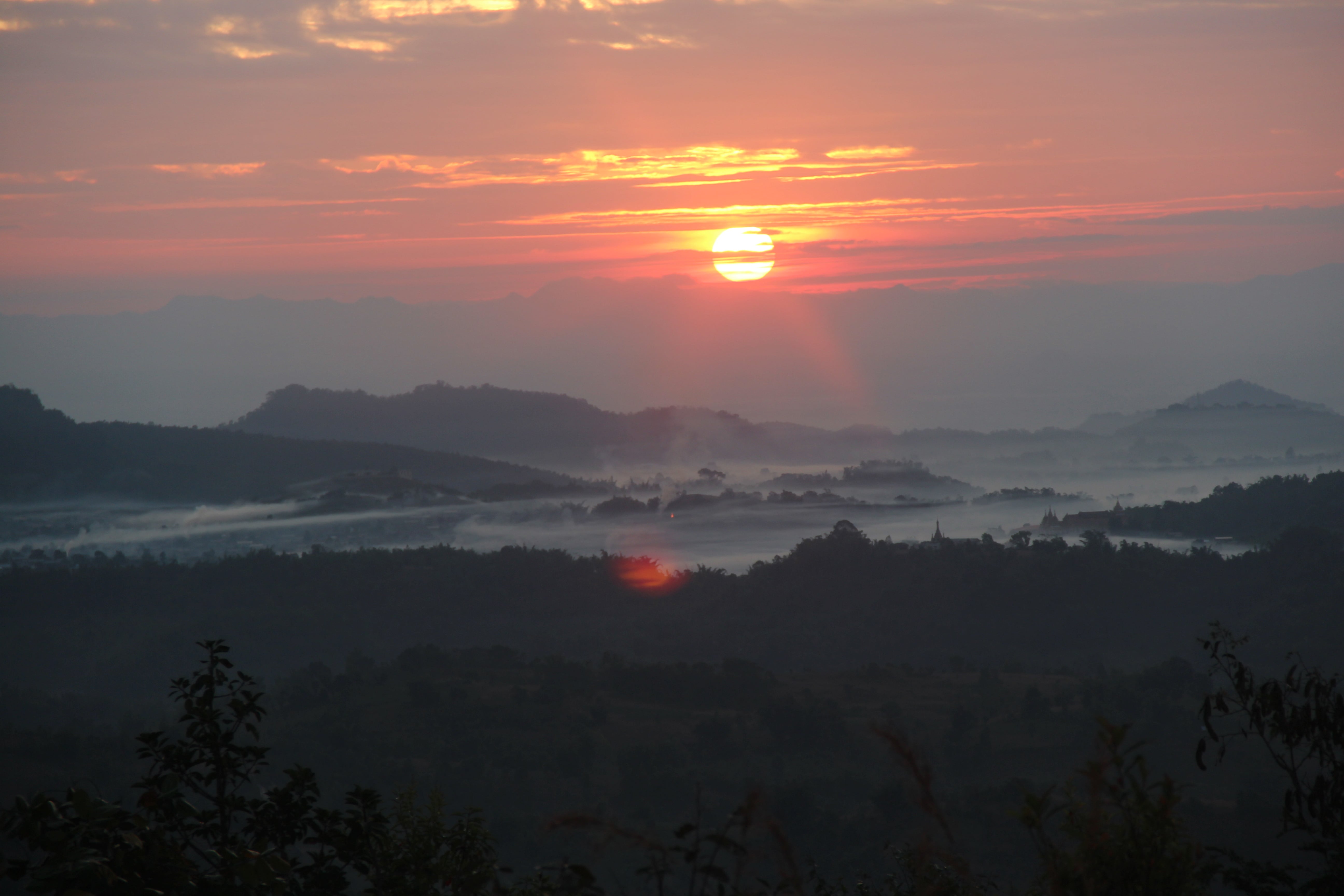 Inle sunset view